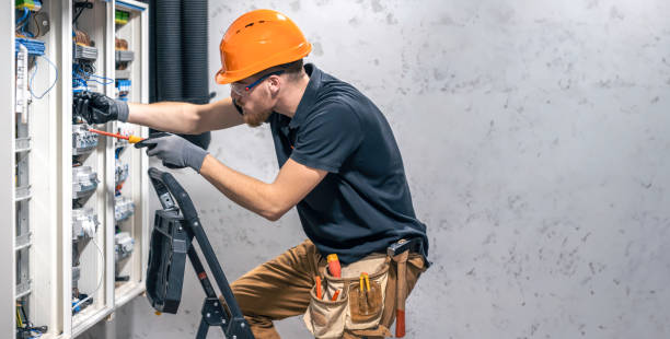  Wtmore Village, HI Electrician Pros